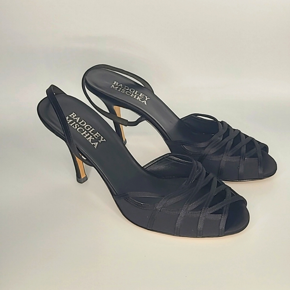 BADGLEY MISCHKA satin sling back heels